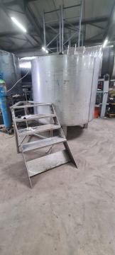 Rezervor inox cu agitator,pentru producție,detergenț lichid,sau — fotografia 2